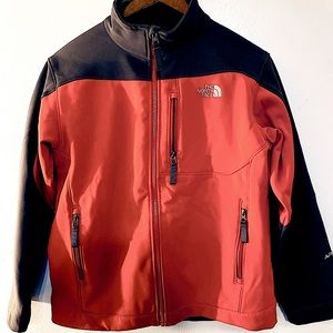 Boy’s The North Face Apex Jacket.